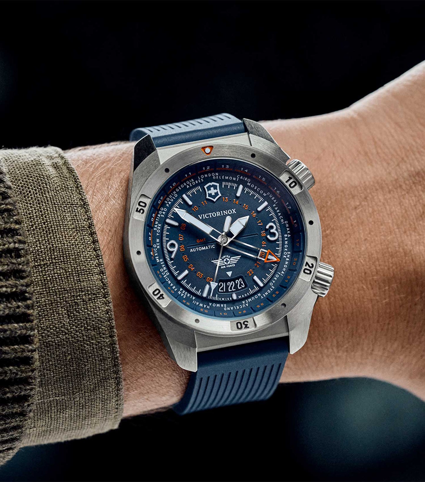 MEN AIR PRO AUTOMATIC WATCH 43 MM