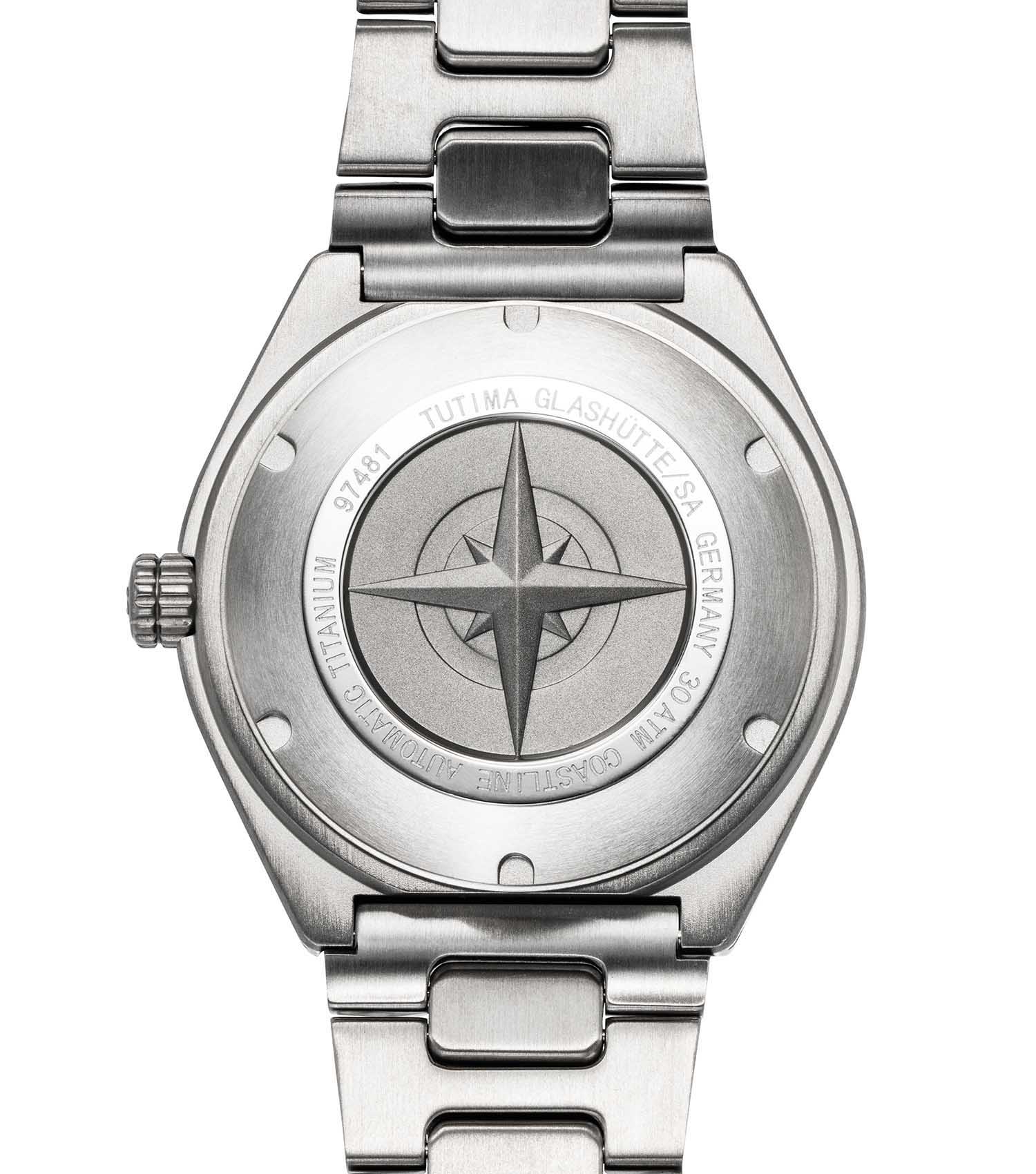 M2 Coastline, Automatic Cal. T330, Day / Date