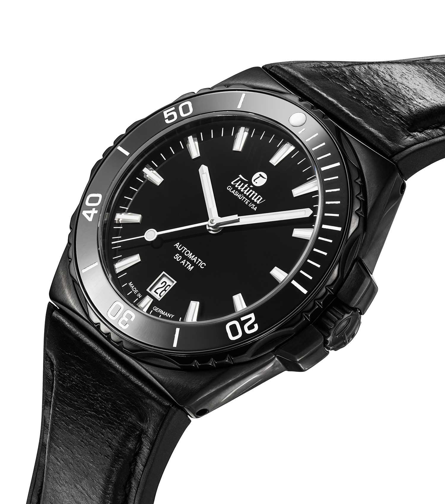 M2 Seven Seas, Automatic Cal. T330, Date