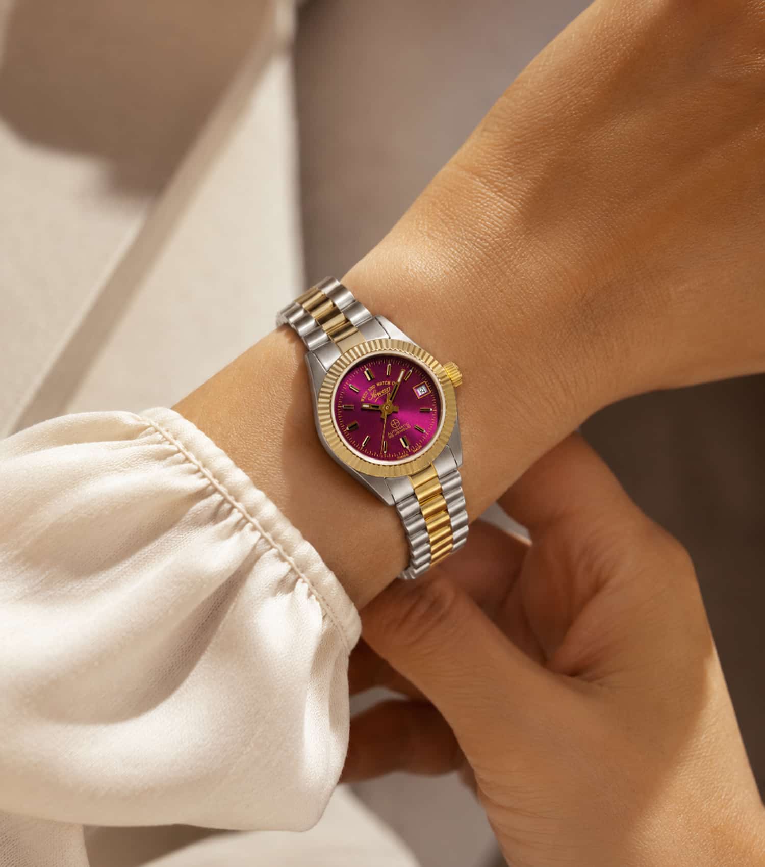 Women The Classics Cherry Sunray Dial Automatic