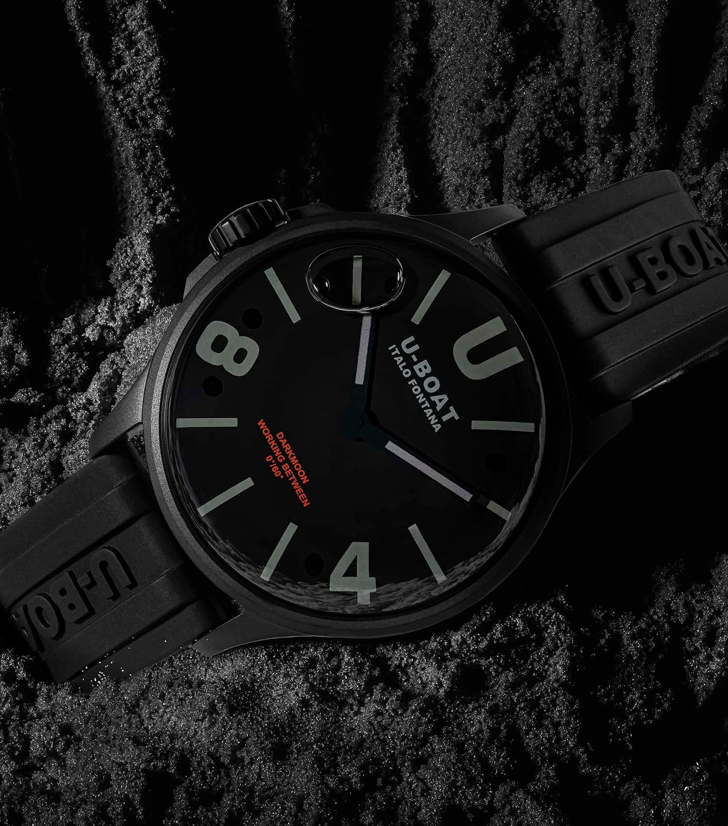 DARKMOON 40 MM BK BLACK CURVED PVD