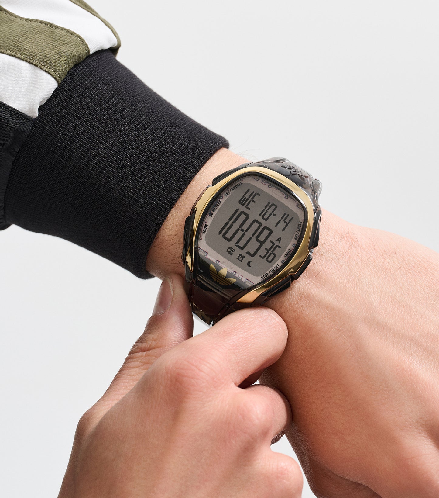 Black Traslucent Resin Case Black Mask Black Traslucent Resin Strap