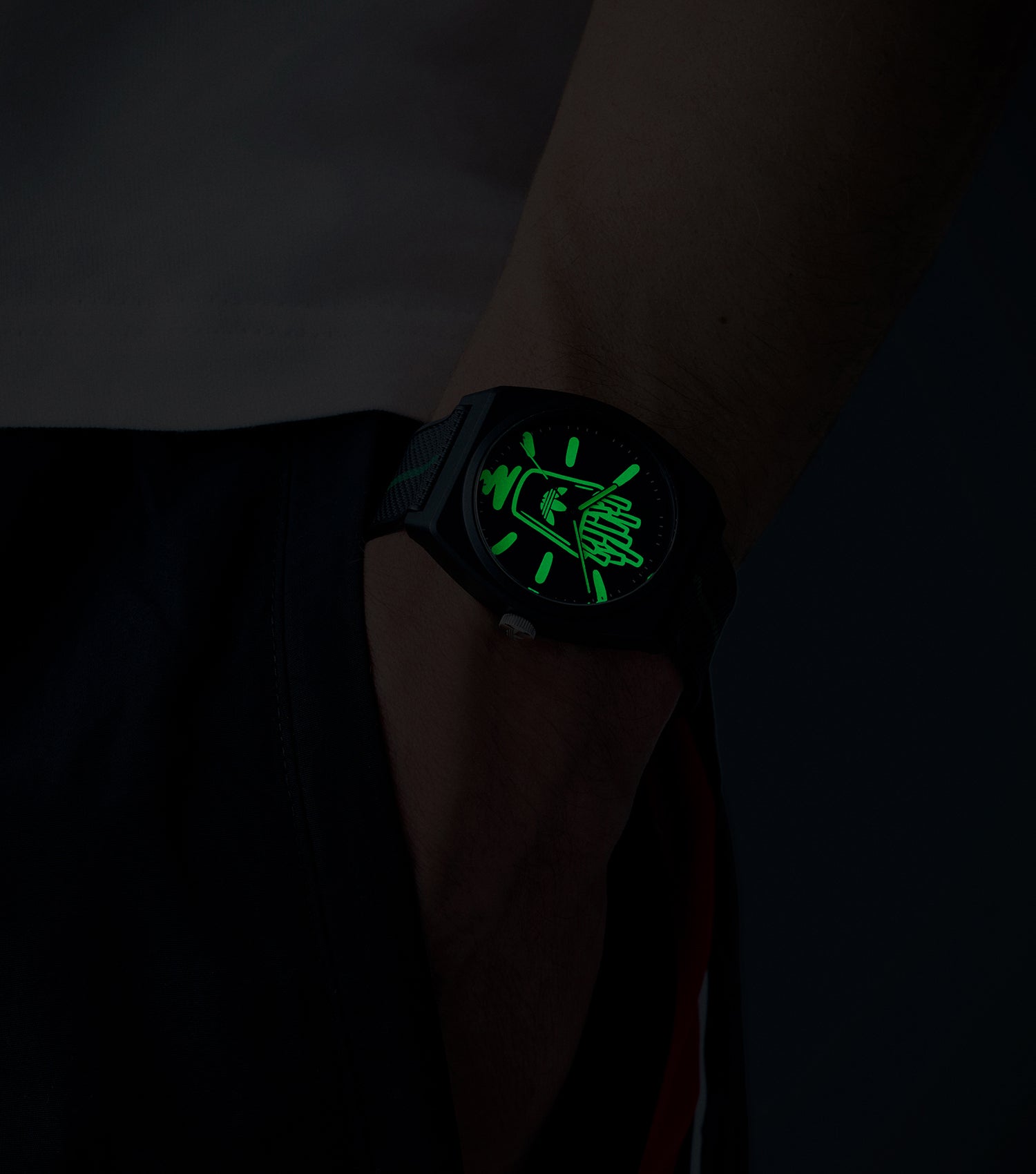 Black Resin Case Black Dial Black Resin Strap