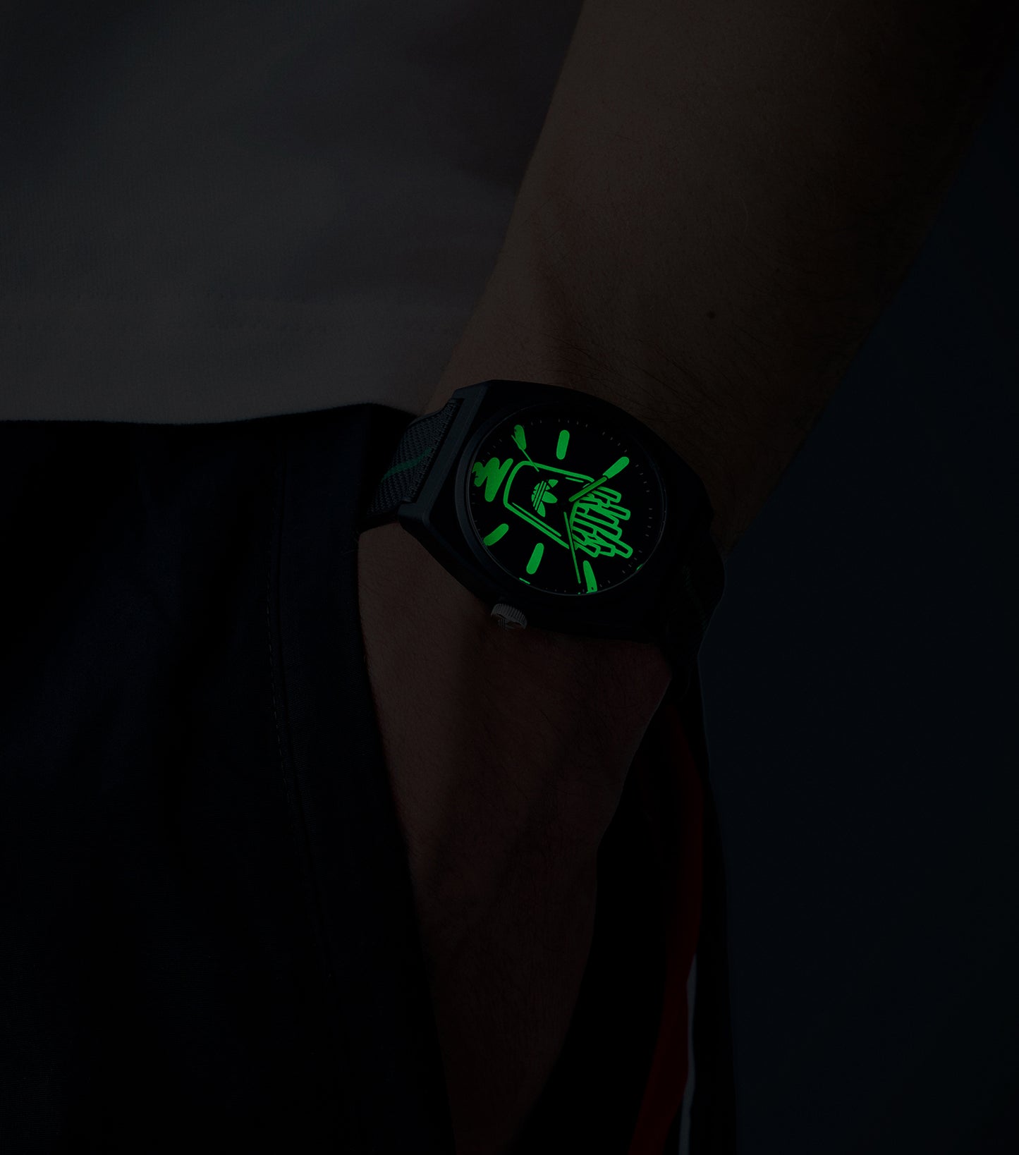 Black Resin Case Black Dial Black Resin Strap