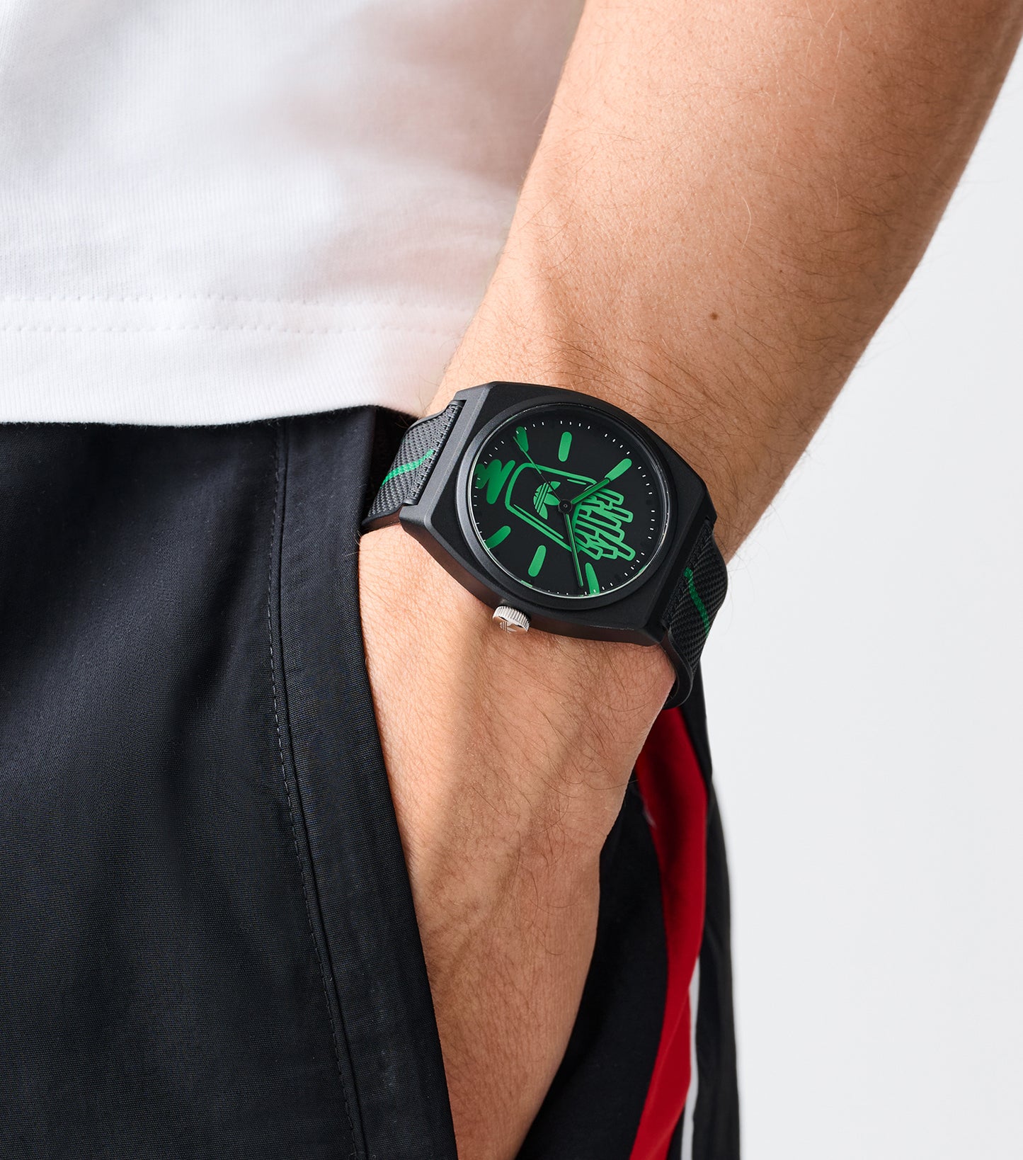 Black Resin Case Black Dial Black Resin Strap