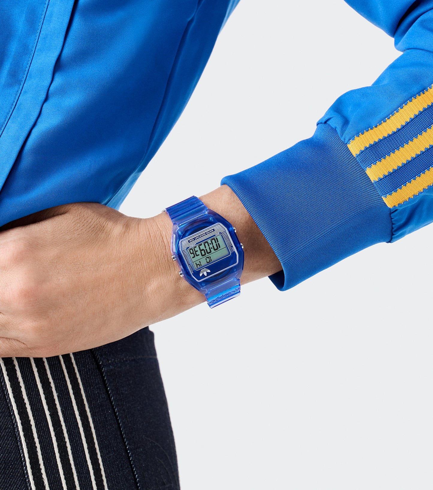 Unisex Digital Two Crystal 36mm