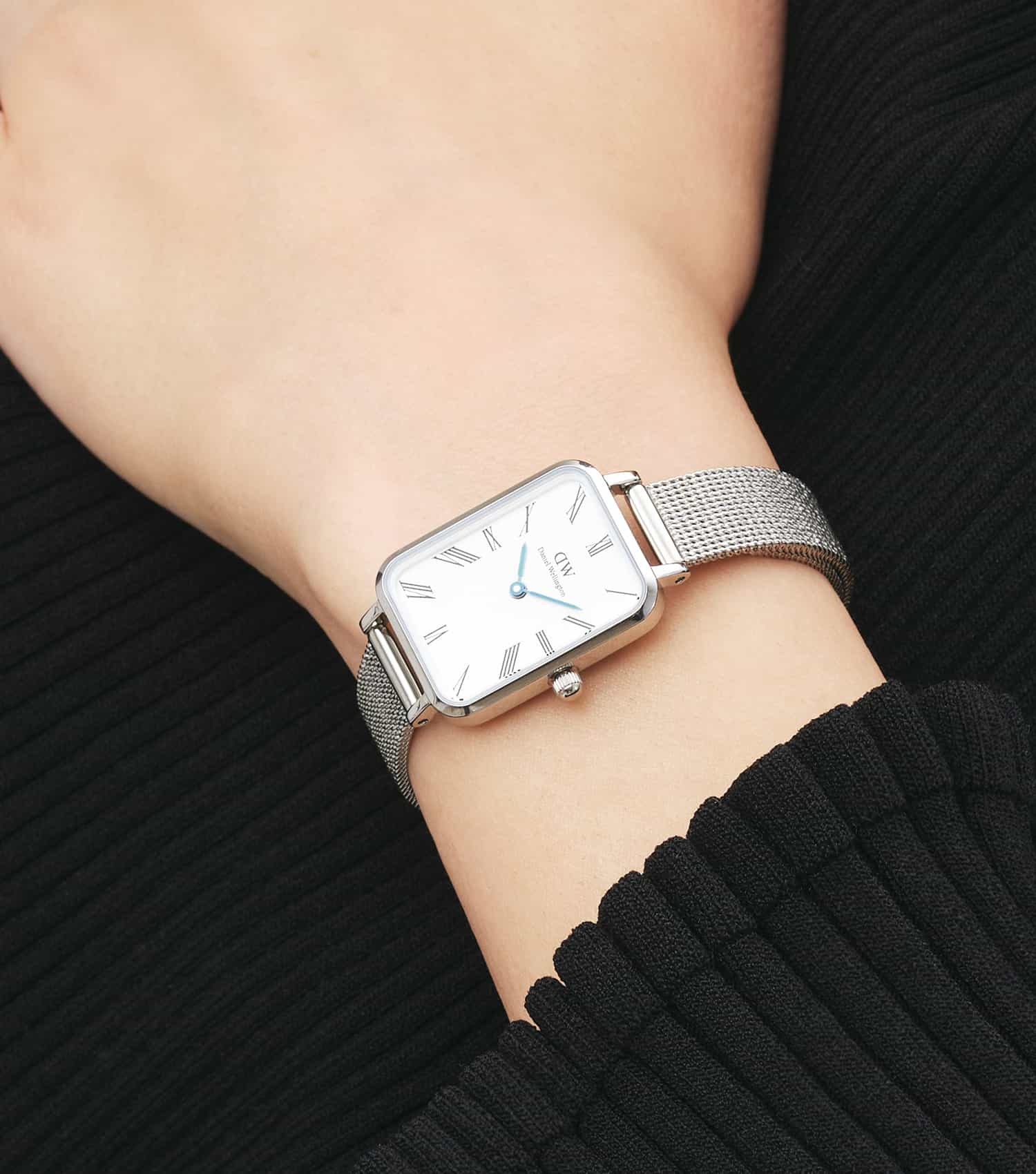 Women Quadro Roman Numerals Quartz Watch 20x26mm