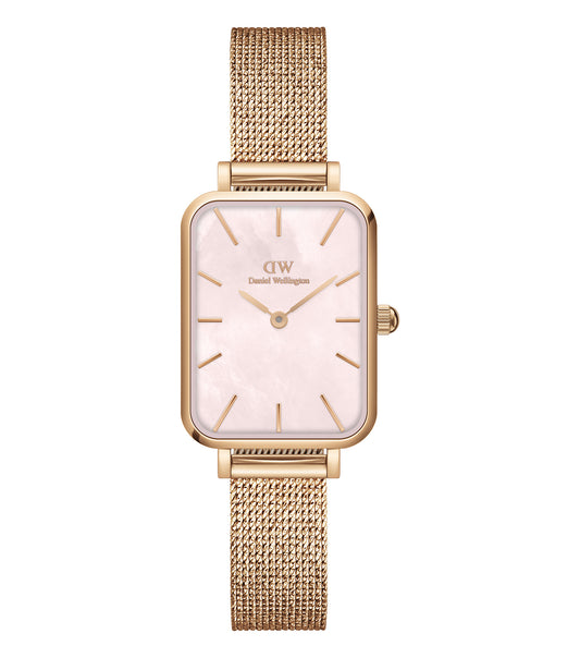 Daniel Wellington pressed quartz watch in a sleek close-up angle, highlighting a stylish, minimalistic design and elegant color