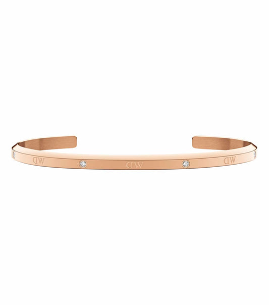 Rose Gold Daniel Wellington bracelet in a classic design, captured from a front angle, showcasing elegance and timeless style.