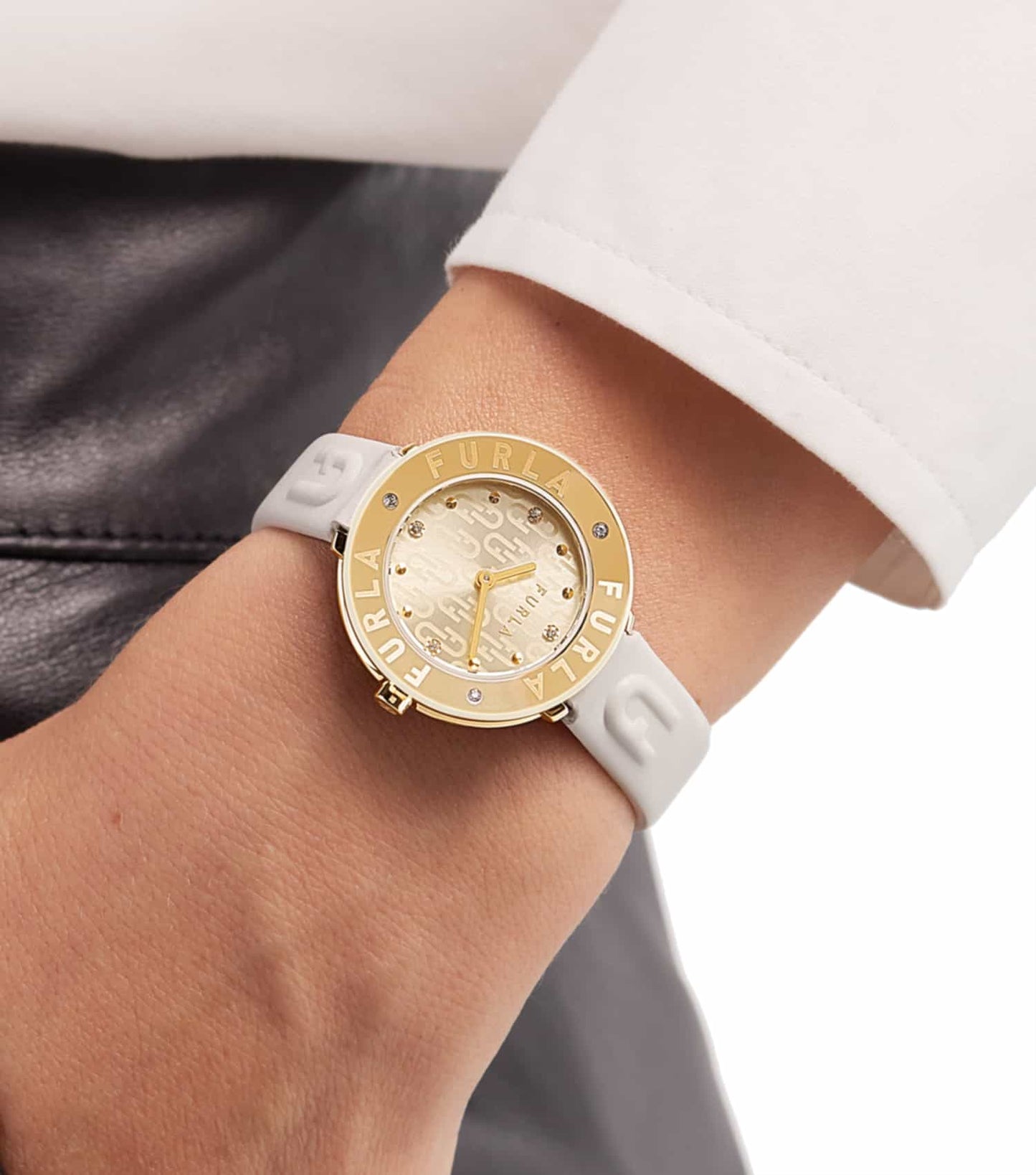 Women Essential Quartz Watch 30mm