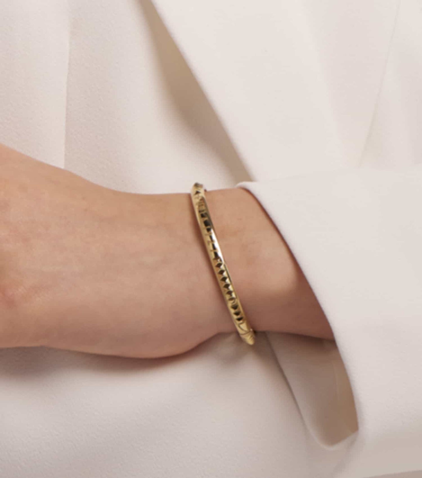 Women Studs Bracelet Gold Stainless steel & crystals