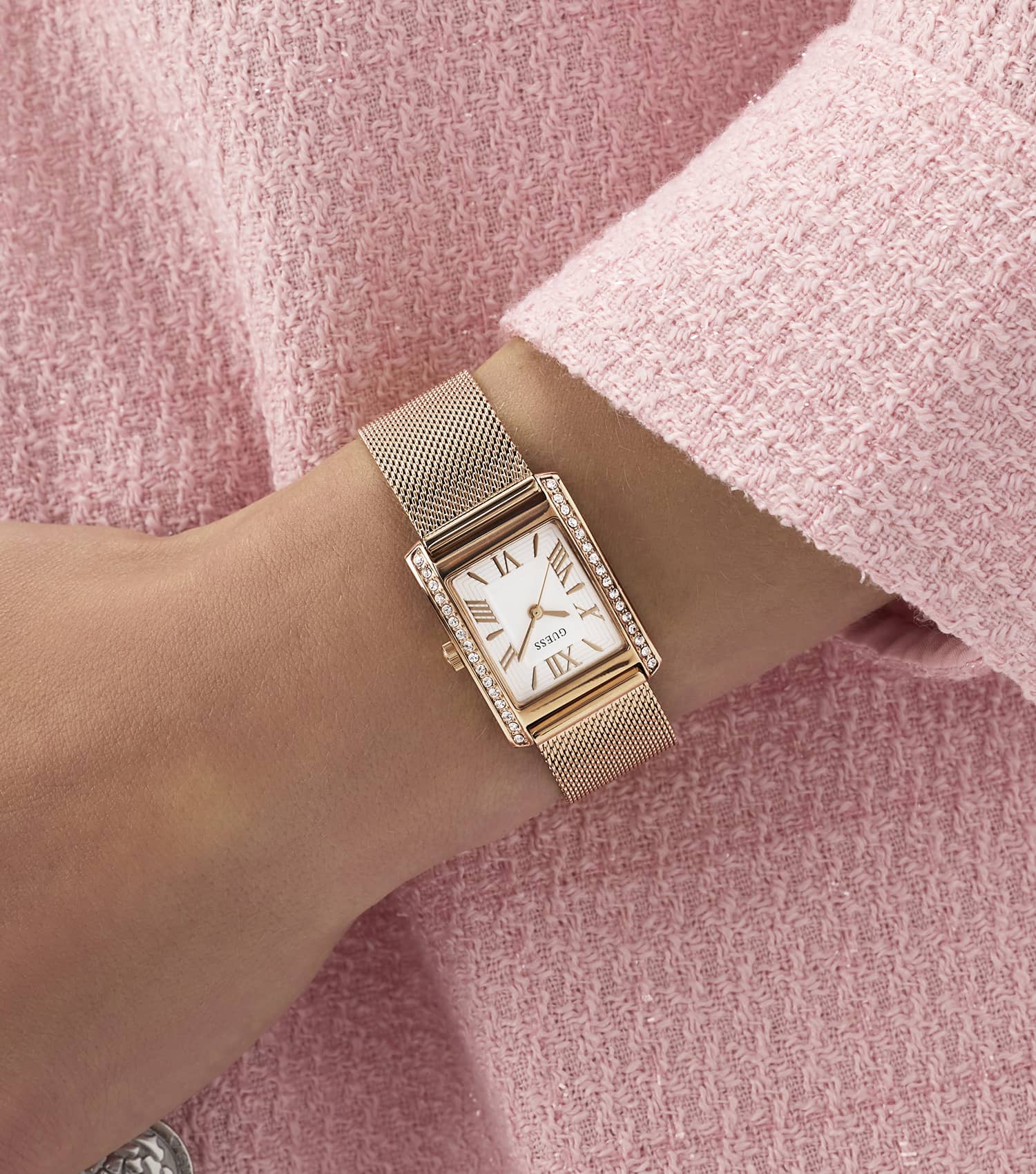 Women Bonnet Quartz Watch 23 mm