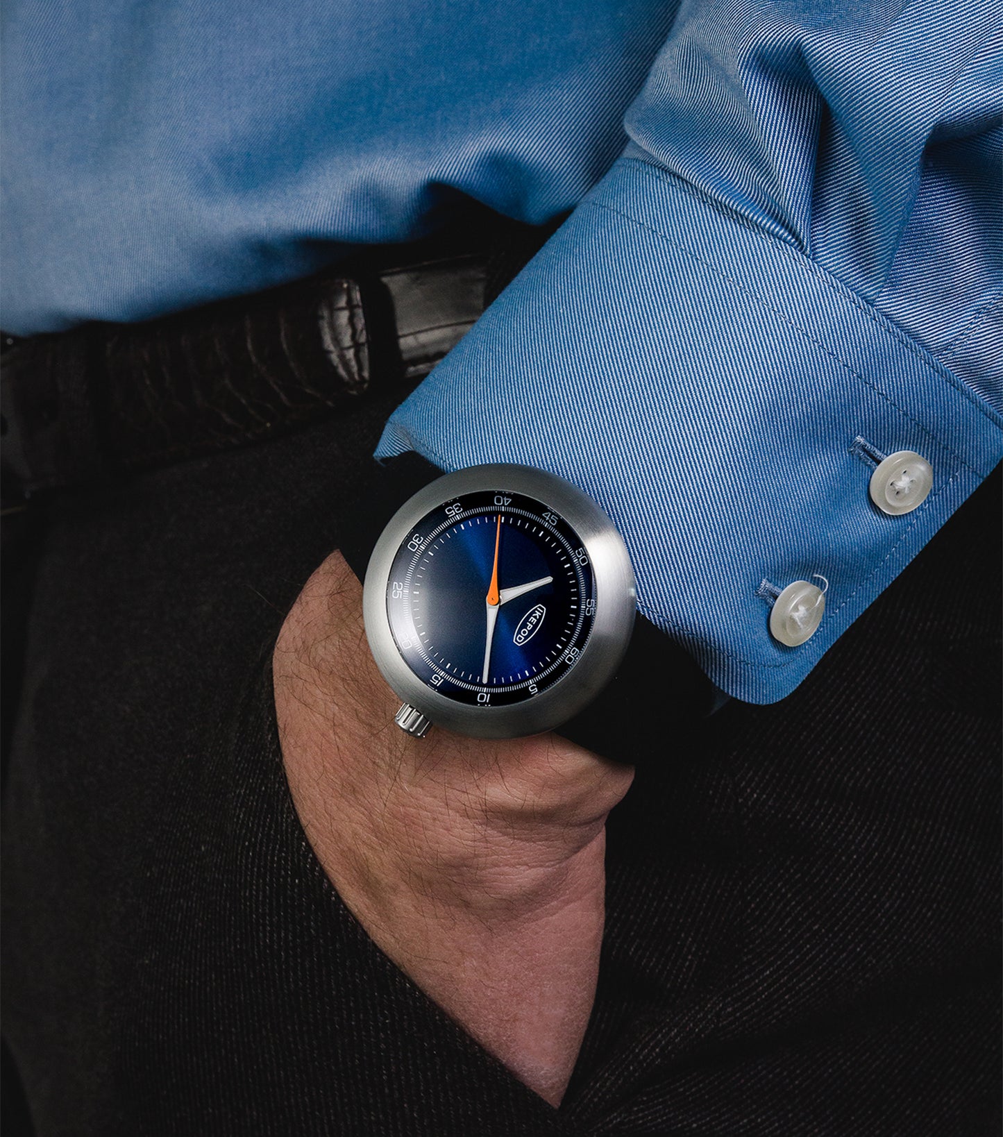Automatic 46mm Men Design Watch with Blue Dial