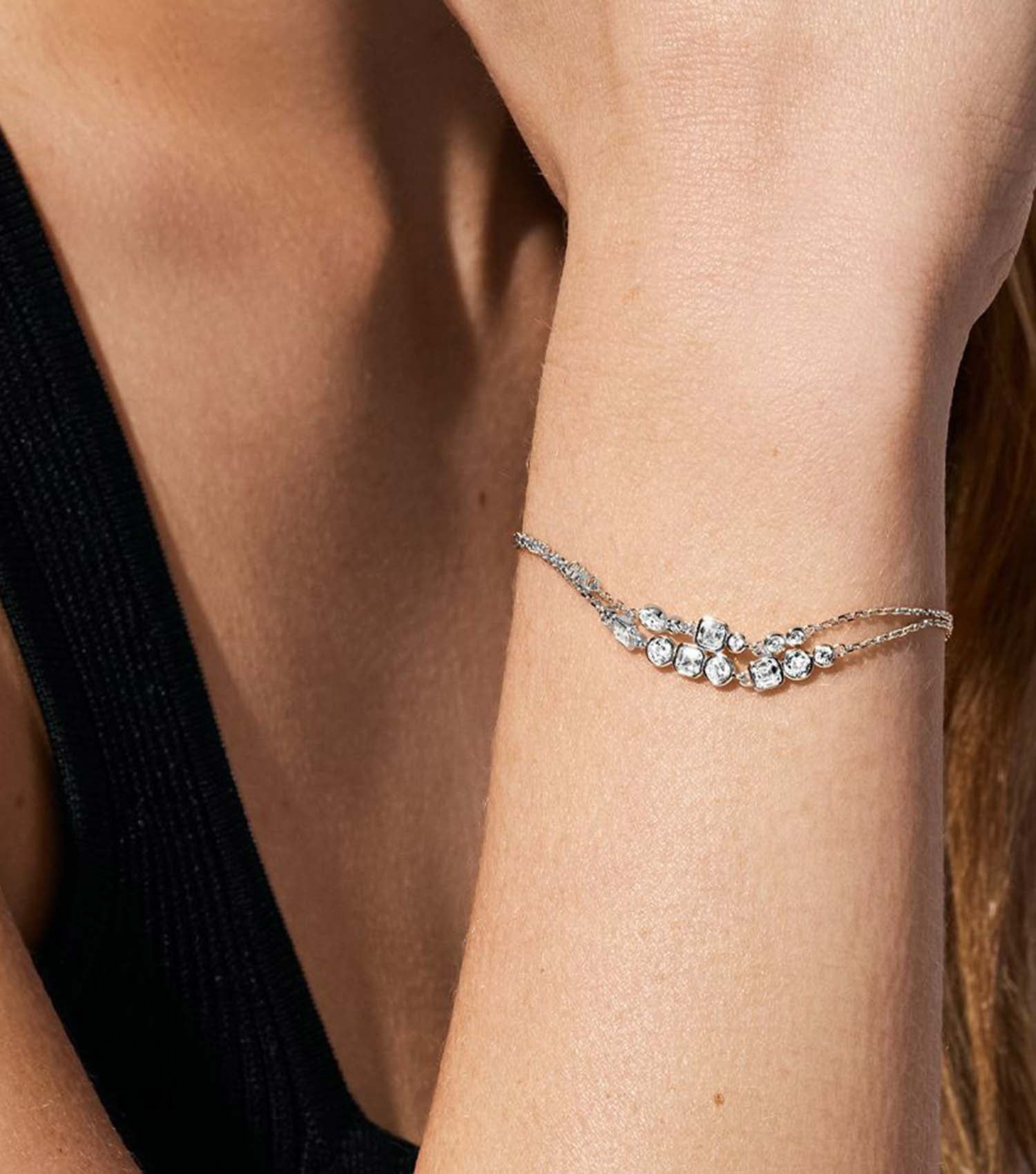 Women Premium Bracelet Silver Cz