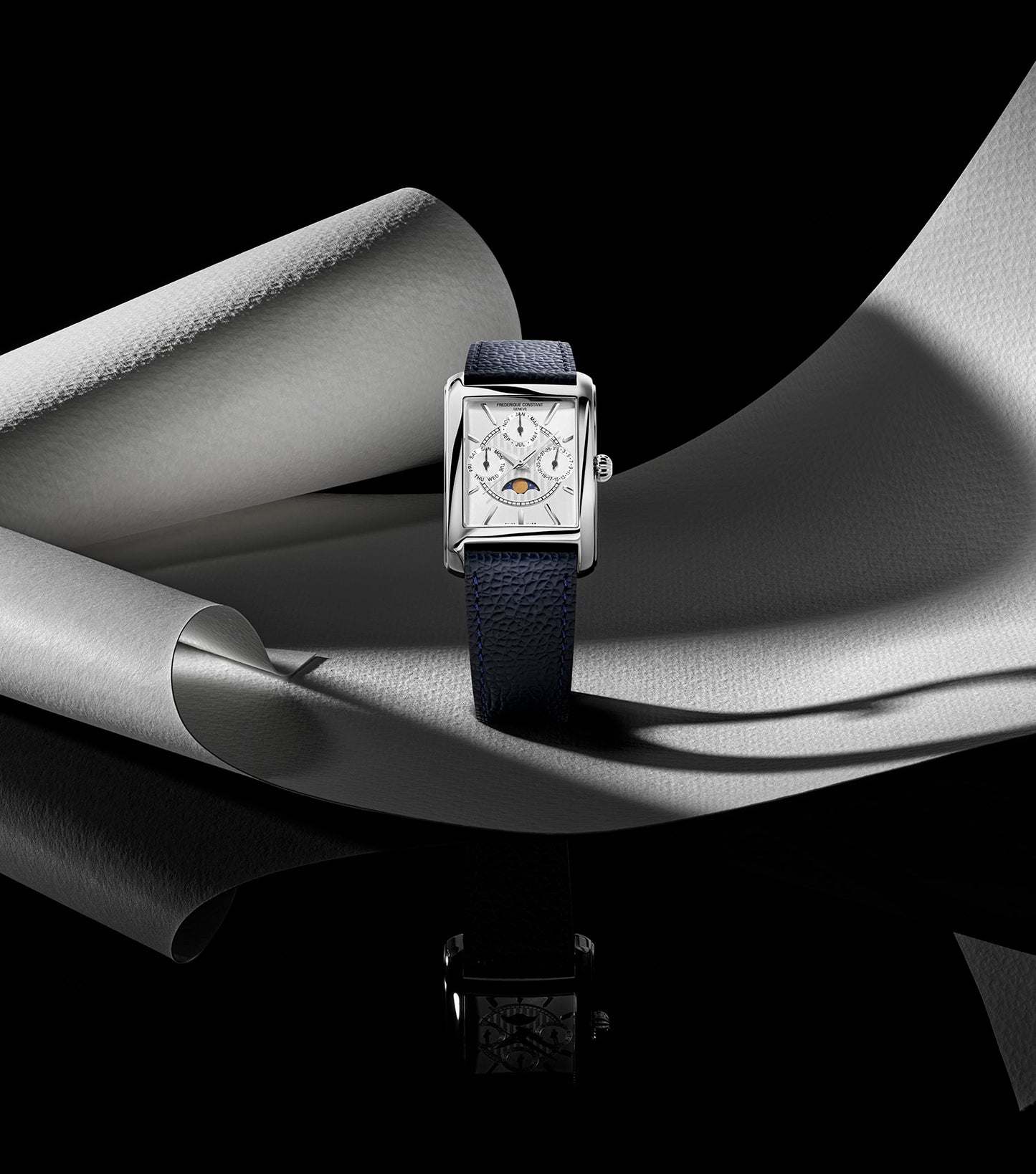 Classics Silver  Analog Watch Men