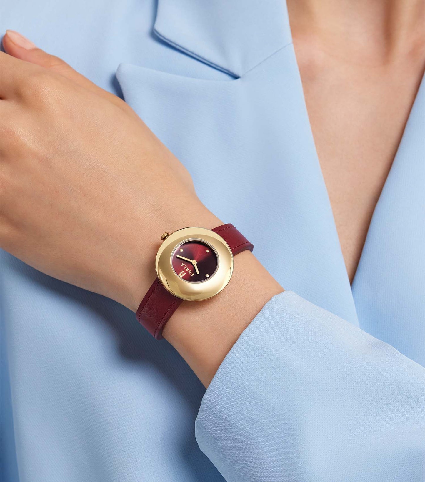 Yellow Gold case  Dark Red leather strap  Dark Red dial
