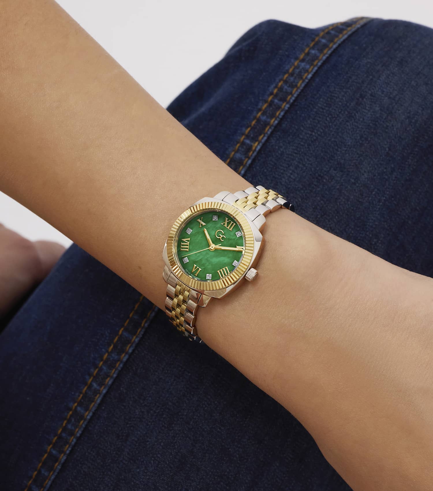 WOMEN FLAIR COUSSIN MINI QUARTZ WATCH 28 MM